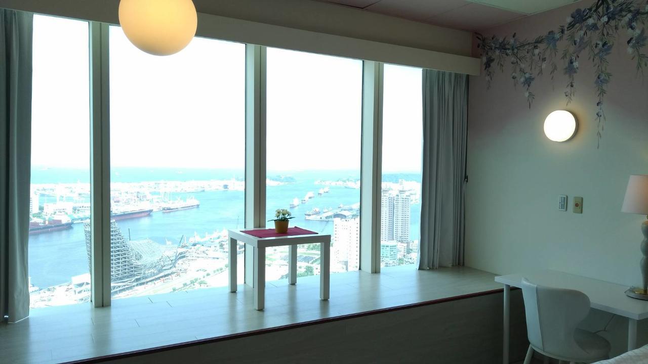 85 Eagle Hotel Kaohsiung Bagian luar foto