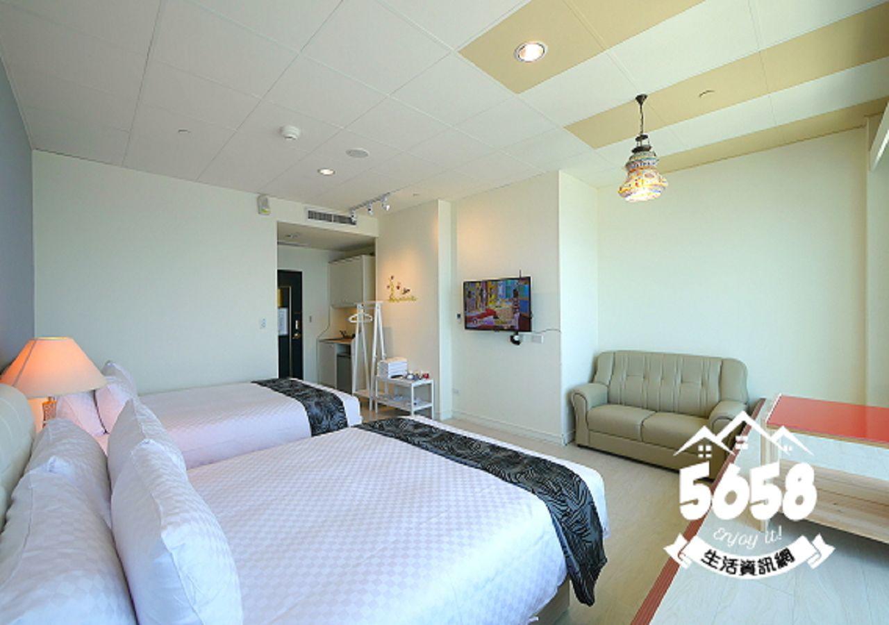 85 Eagle Hotel Kaohsiung Bagian luar foto