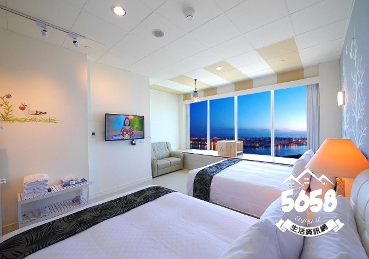 85 Eagle Hotel Kaohsiung Bagian luar foto
