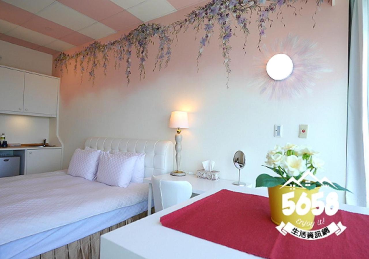 85 Eagle Hotel Kaohsiung Bagian luar foto