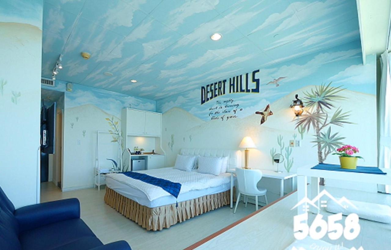 85 Eagle Hotel Kaohsiung Bagian luar foto